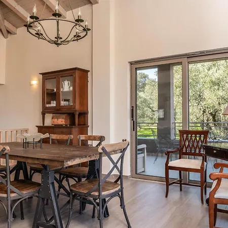 Astarte - Stilvi 4 Bedroom Private With Pool Willa *